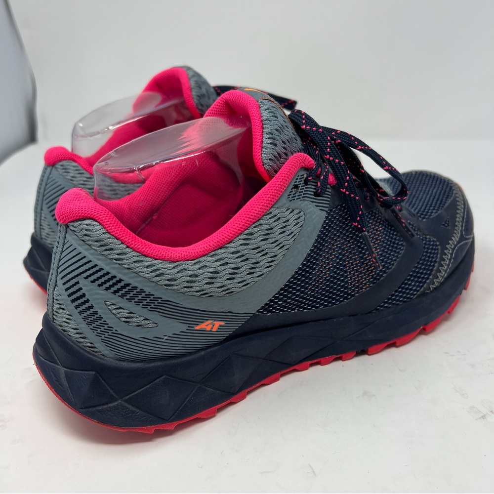 New Balance Navy Gray Pink Athletic Running Shoes - Picture 7 of 13